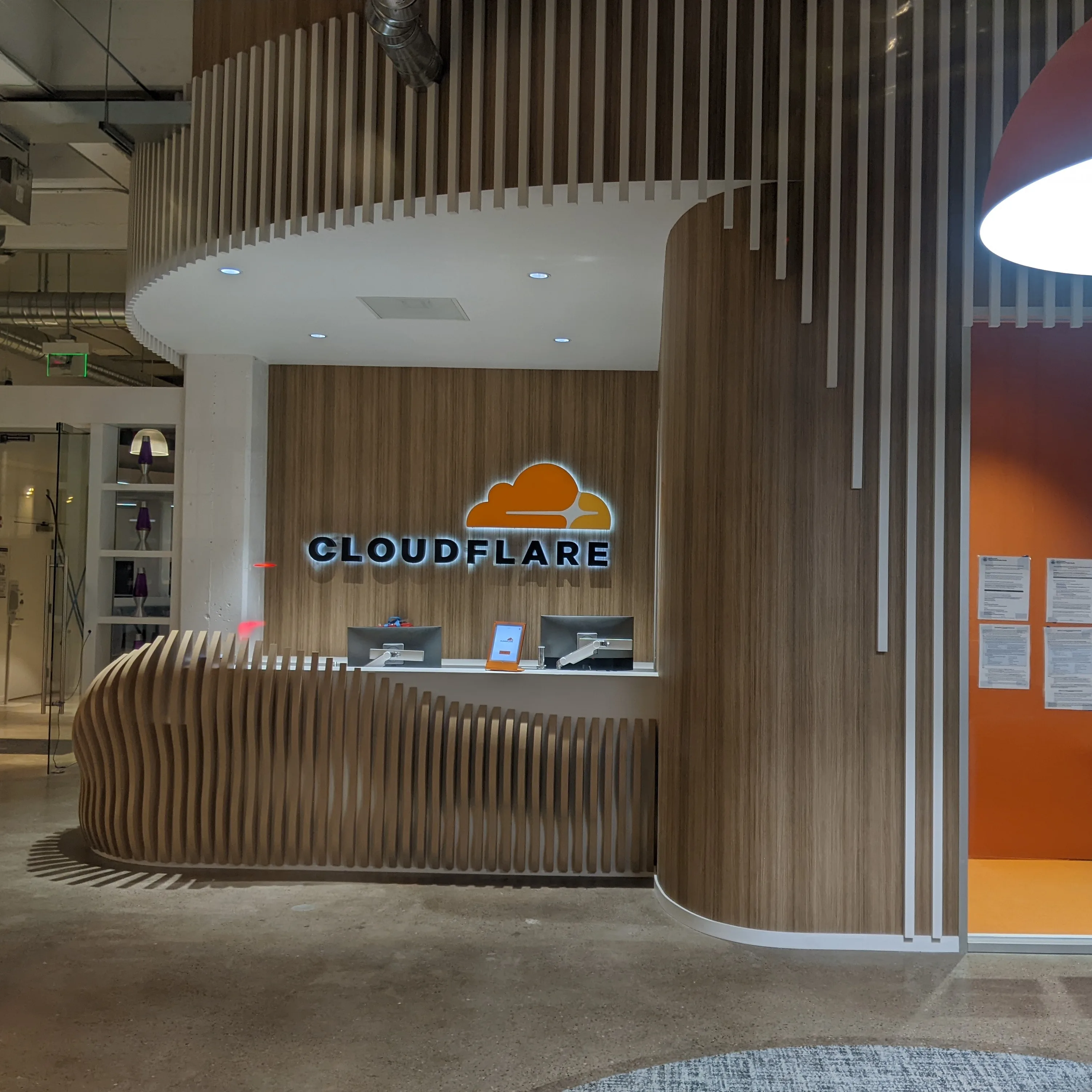 Apple, Google and Microsoft Sign On to Cloudflare's Crawler Rules